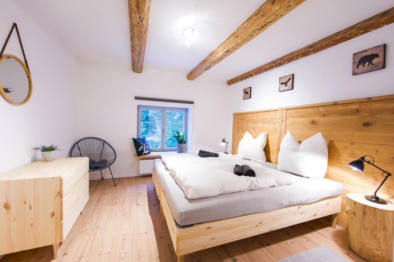 Farmhouse Eckartsberg Im Zittauer Gebirge - Ferienwohnung Mit 2 Schlafzimmern, Terrasse Und Wallbox Mittelherwigsdorf Exterior foto