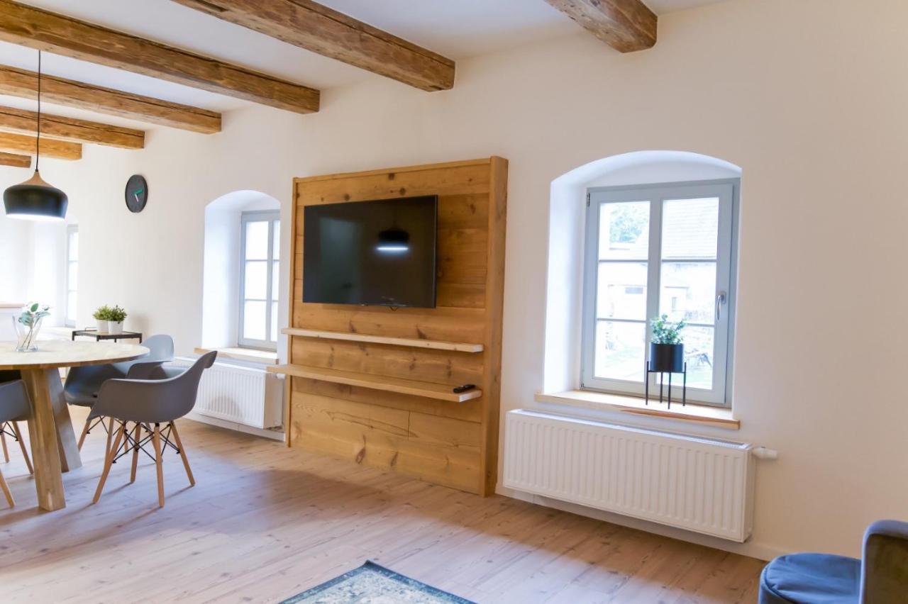 Farmhouse Eckartsberg Im Zittauer Gebirge - Ferienwohnung Mit 2 Schlafzimmern, Terrasse Und Wallbox Mittelherwigsdorf Exterior foto